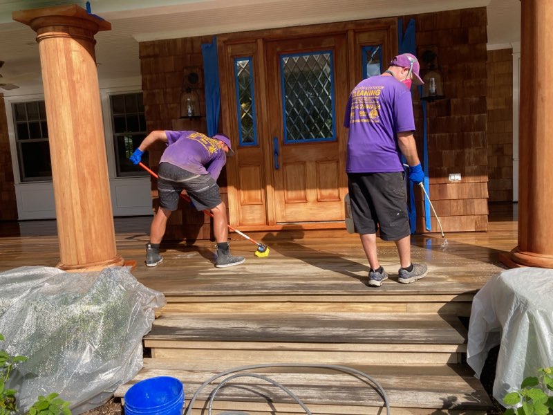 Gulf2Bay Wood Deck Cleaning