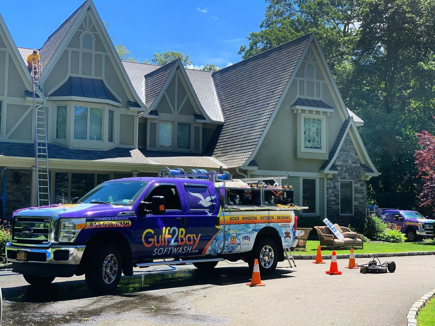 pressure washing in brentwood ny