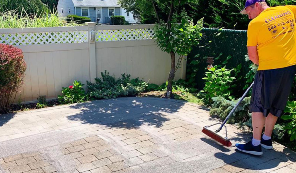 driveway and concrete cleaning