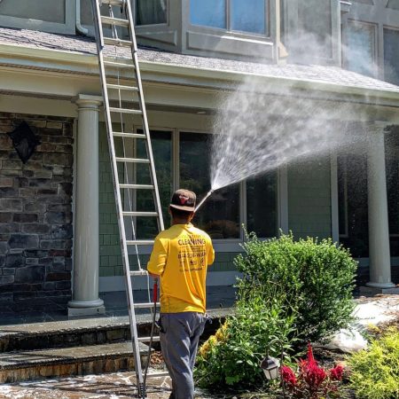 pressure washing in Islip
